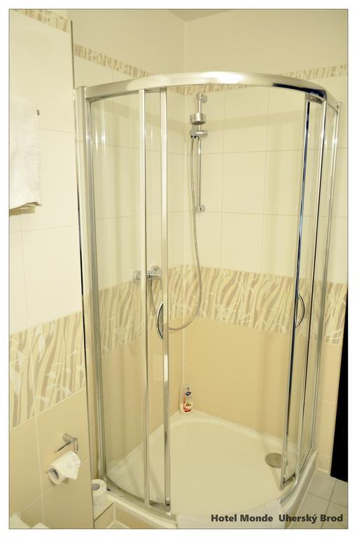 Hotel Monde Uhersky Brod Ngoại thất bức ảnh